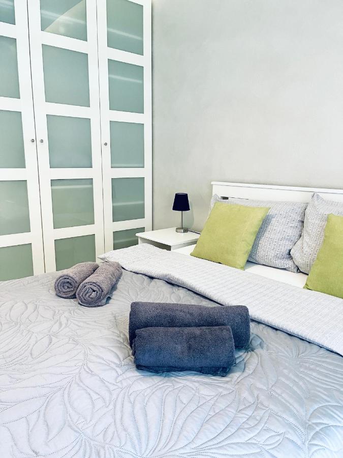Modern Silver Apartment Krasków Εξωτερικό φωτογραφία